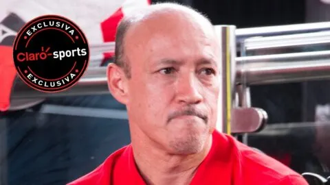 Missael Espinosa pone a Raúl y a la Hormiga sobre Santiago Gimenez: “No ha convencido”