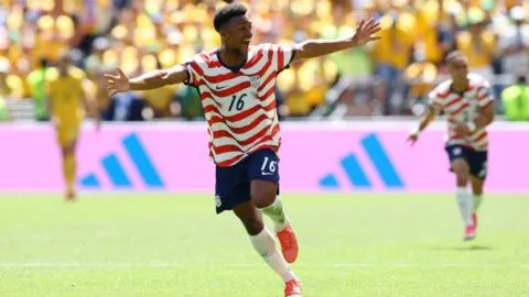 Estados Unidos vs Australia, en vivo: el USMNT se lleva la ventaja al descanso