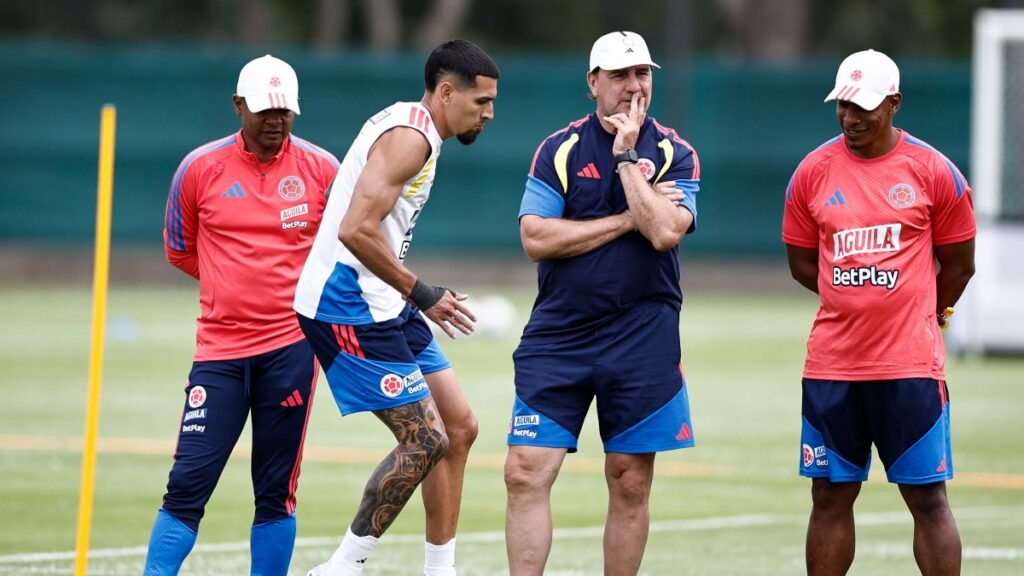 Nestor Lorenzo entrenamiento Colombia