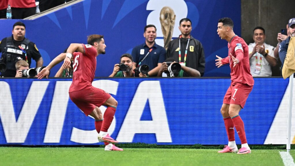 Pedro Neto reconoce la alegría de Cristiano Ronaldo | Reuters/Maria Lysaker