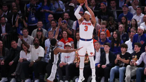Knicks a un paso de coronarse campeones tras 53 años con remontada histórica incluída
