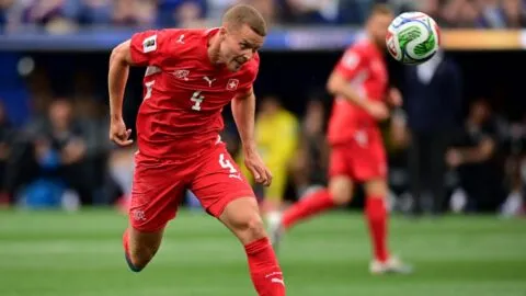 Suiza vs Bosnia y Herzegovina en vivo: Arranca la segunda parte