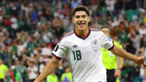 Obed Vargas aplaude mentalidad ganadora de México: "No queremos quedarnos aquí, buscamos hacer historia"