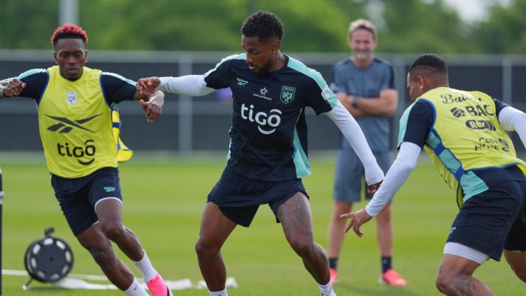 Panamá ya se entrena en New Tucumseth | @fepafut