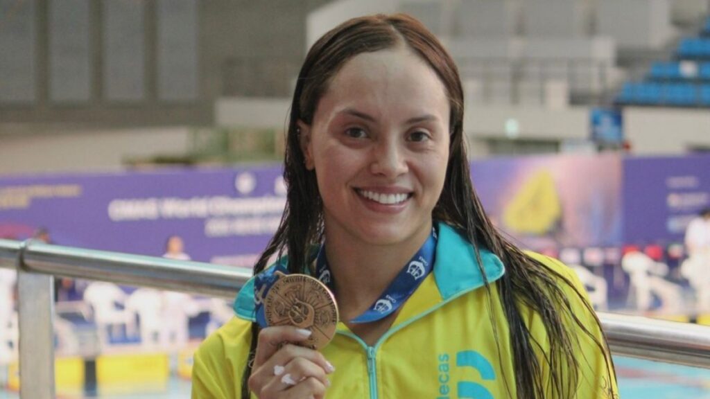 Paula Aguirre.