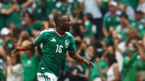 Julián Quiñones vive un 2026 de élite: Top 3 de goleadores entre jugadores mundialistas