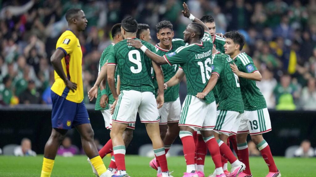 Quiñones y Jiménez definen la victoria de México sobre Ecuador.