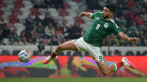 Jiménez y Ochoa: ¿experiencia que salva al Tri o nostalgia que frena a México?