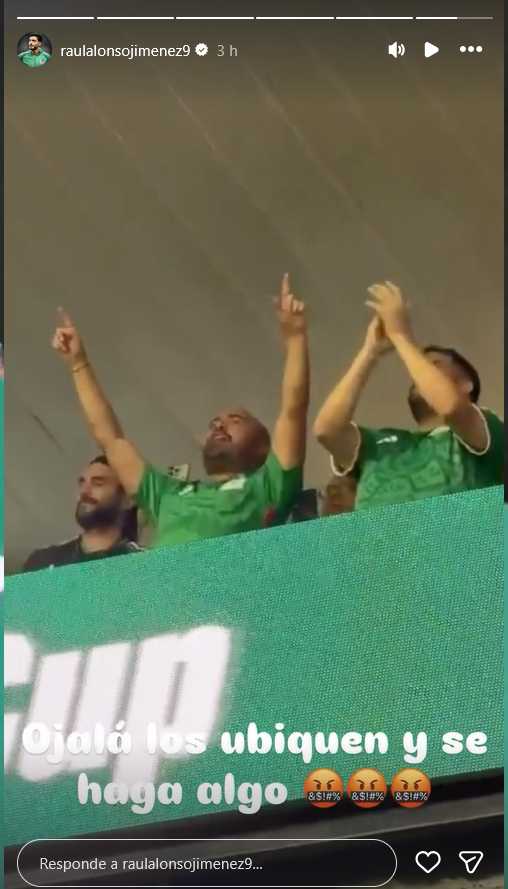 Raúl Jiménez respalda denuncia por agresión en las gradas.