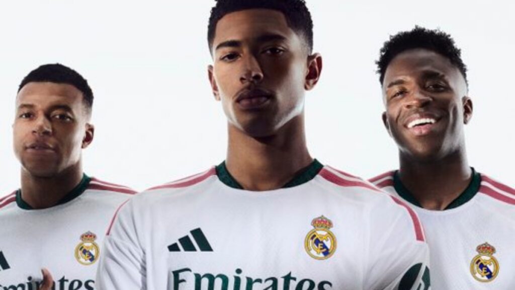 Nueva playera del Real Madrid: mantiene el blanco pero con nuevos detalles en verde y rosa