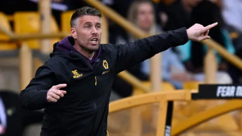 Wolves despide a Rob Edwards días después del regreso de Raúl Jiménez