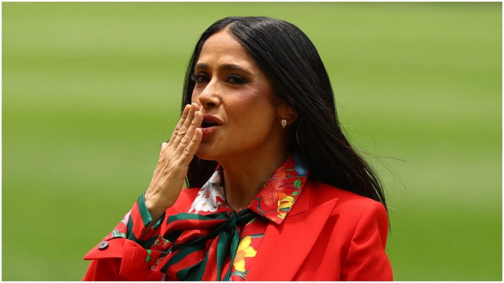 Salma Hayek fue la maestra de ceremonia | Reuters
