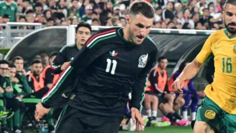 Santiago Gimenez y la presión del Mundial: por qué no debe cargar al Tri, pero sí puede marcar la diferencia