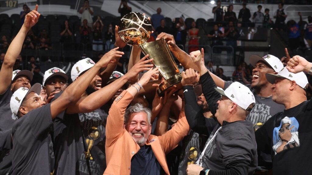 Los Knicks rompieron con una sequía de 53 años.