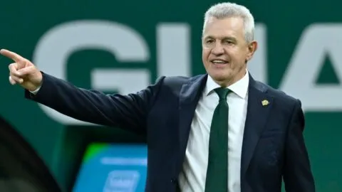 Silvia Carrión revela cuánto le queda de carrera a Javier Aguirre: “Igual tiene un par de años más todavía”