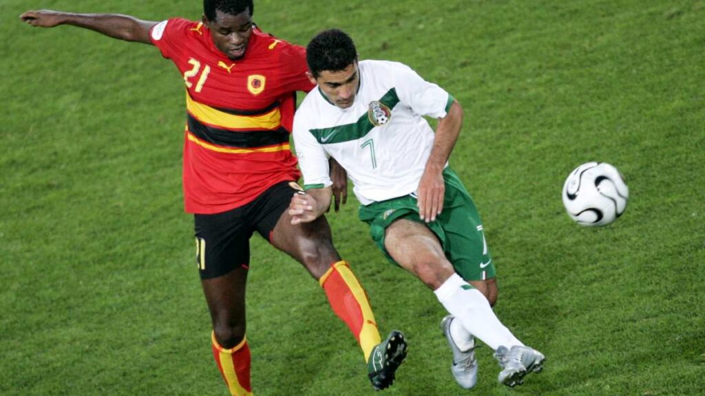 Sinha durante el México vs Angola del Mundial del 2006