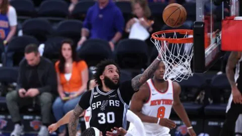 Spurs vs Knicks: San Antonio recupera la ventaja
