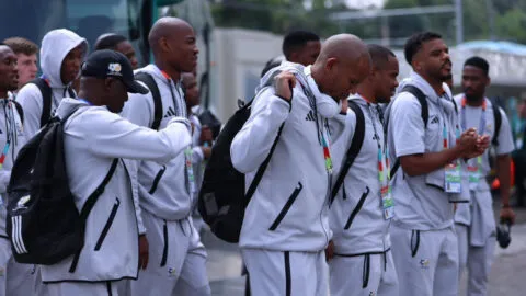 Sudáfrica llega bailando al Estadio Ciudad de México para el partido inaugural