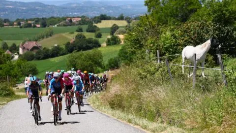 Isaac del Toro, etapa 7 del Tour Auvergne Rhone-Alpes 2026: Isaac se agiganta en el Grand Colombier