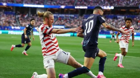 ¡Debut perfecto! Estados Unidos domina y golea a Paraguay