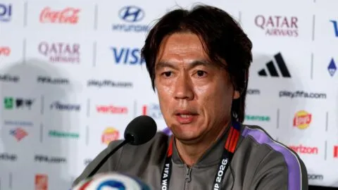 El DT de Corea reconoce a la afición mexicana antes y después de caer en el Mundial: “Vi la pasión de México”