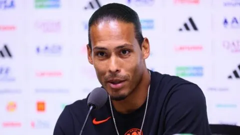 Van Dijk niega enemistad con la afición mexicana por el 'No Era Penal': "Nos dieron la bienvenida"