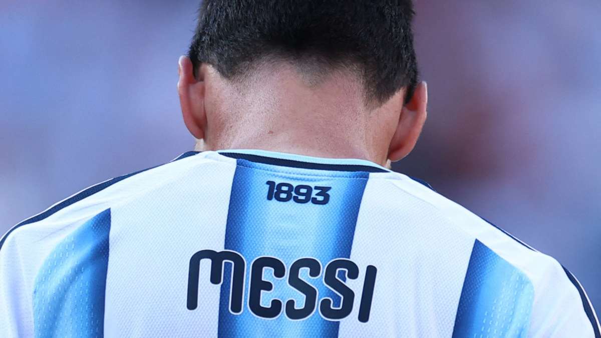 Messi dice adiós a los Mundiales tras una carrera de leyenda - ClaroSports