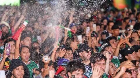 Aglomeraciones, sobrecupo y cifras récord marcan el FIFA Fan Festival en la Ciudad de México