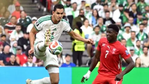 Suiza vs Argelia, en vivo: Suiza se va al descanso con ventaja