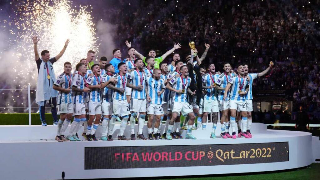 La selección Argentina busca coronar un ciclo irrepetible de la mano de su entrenador, Lionel Scaloni, y su máxima figura, Lionel Messi