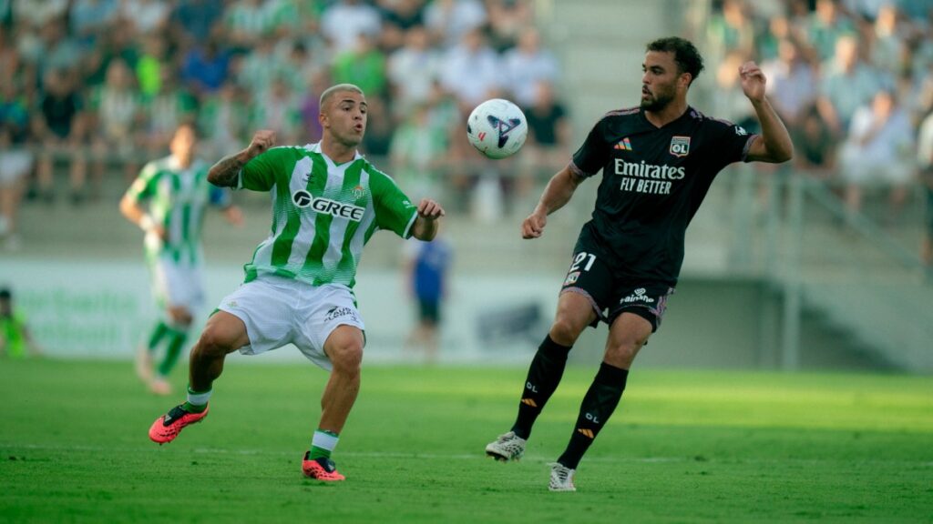 Betis se impone al Lyon por goleada | @RealBetis