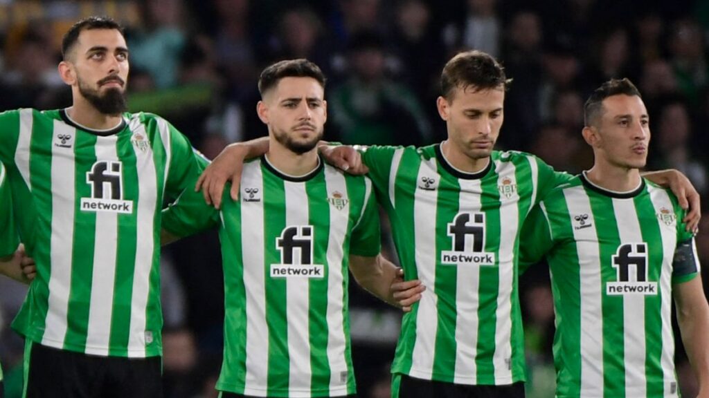 Borja Iglesias habla de su amigo Andrés Guardado