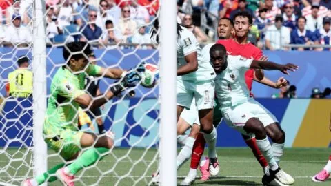 Francia vs Marruecos, en vivo: Bono salva su meta de milagro