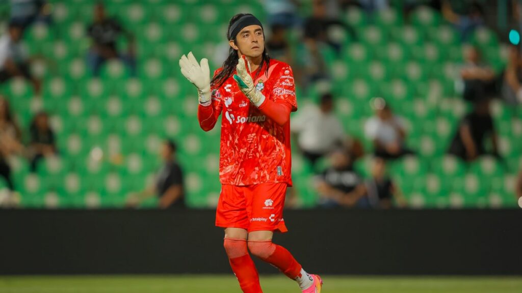 Carlos Acevedo reaparece en la derrota de Santos ante América de Cali