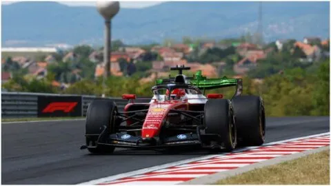 Leclerc ilusiona a Ferrari en las primeras prácticas del GP de Hungría; Checo Pérez mejora su ritmo de carrera