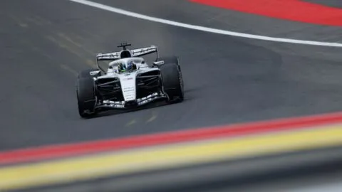 Checo Pérez termina 20° en la FP2 del GP de Bélgica; Kimi Antonelli domina la sesión