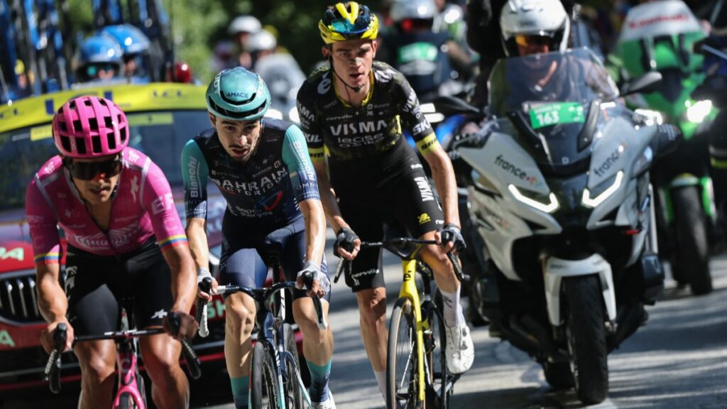 Carapaz, Martínez y Kuss protagonizaron la fuga en la etapa 19 del Tour de France