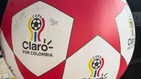 La Copa Claro por Colombia llega por primera vez a los 32 departamentos del país y beneficiará a más de 5.200 niños, niñas y jóvenes