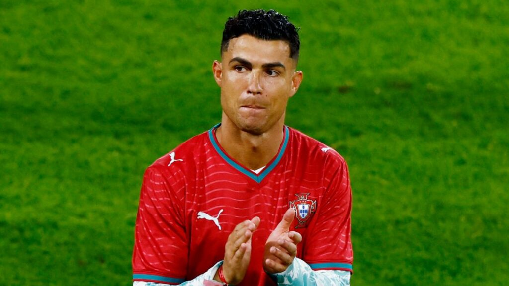 Cristiano Ronaldo cumple el sueño de un niño venezolano sobreviviente del terremoto