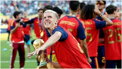 ¡Continúa la gresca de España y Argentina tras el Mundial! Dani Olmo no acepta las disculpas del Ratón Ayala