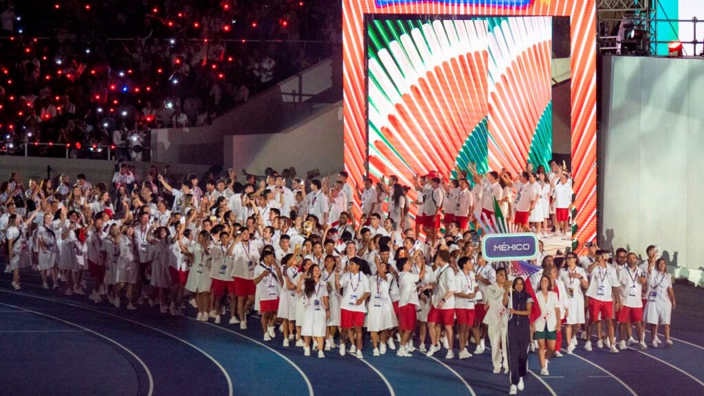 La delegación mexicana en la inauguración de los Juegos Centroamericanos Santo Domingo 2026.