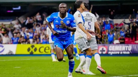 ¡Ahí está el campeón! Cruz Azul remonta al Puebla y suma su segundo triunfo del Apertura 2026