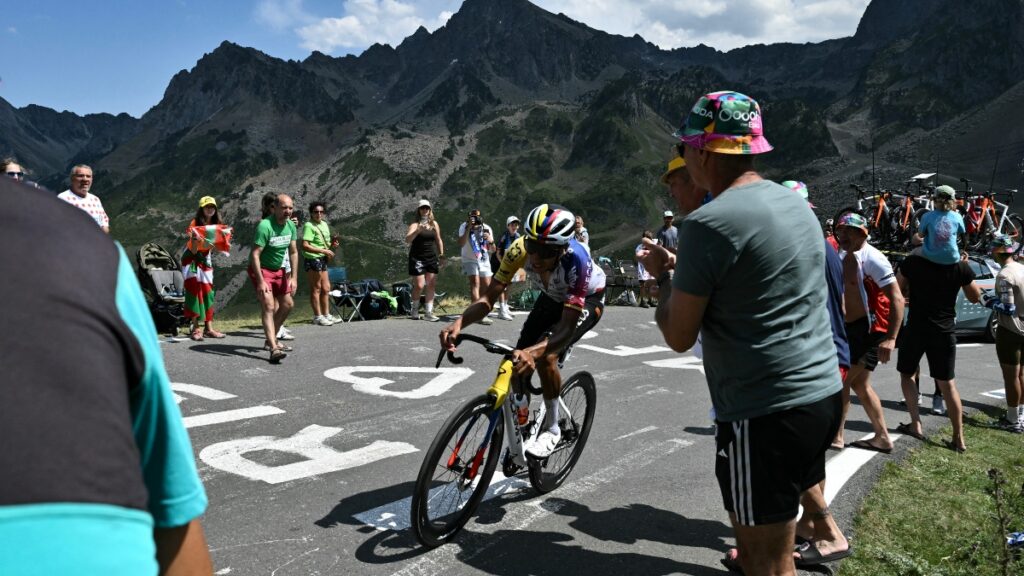 Egan Bernal en el Tourmalet