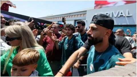 Fanáticos reciben a Egipto como héroes nacionales tras su polémica eliminación ante Argentina en el Mundial 2026