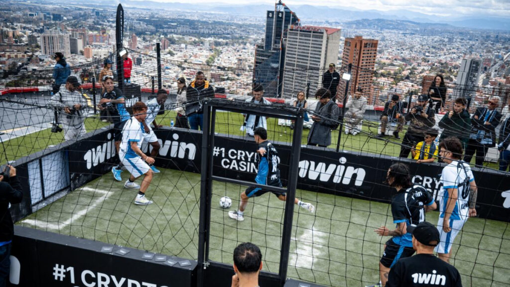 Futbol En La Torre Colpatria