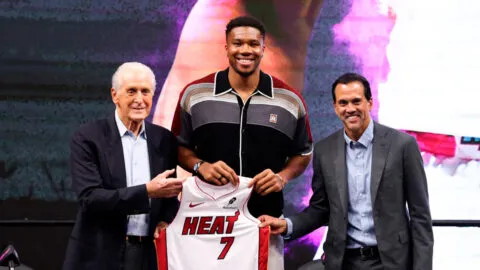 Guía de la temporada baja NBA 2026: todos los fichajes explicados en español