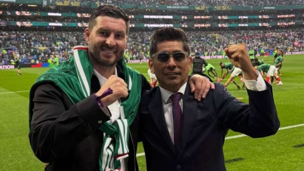 Gignac convive con Jorge Campos en el Estadio Azteca