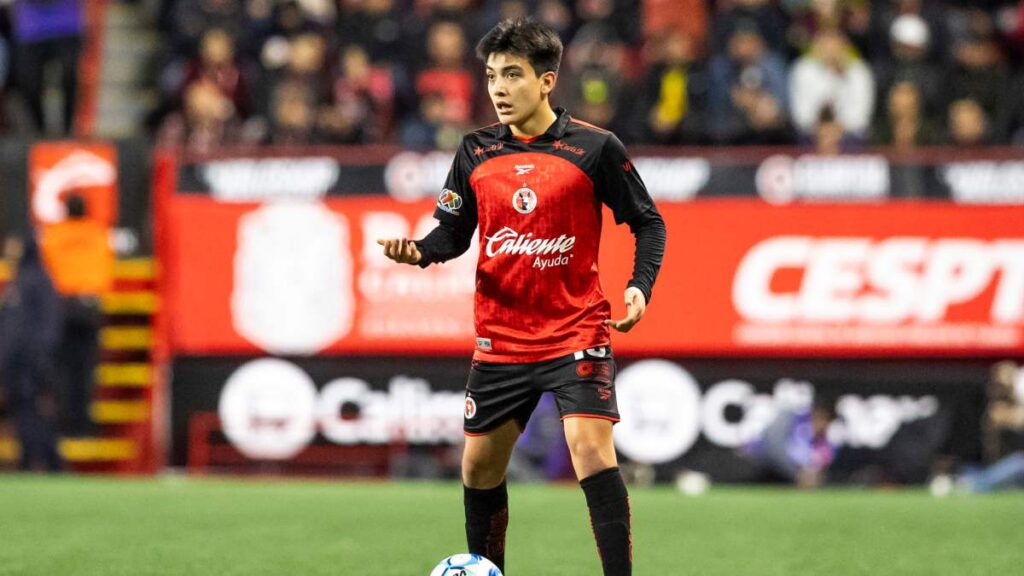 Sebastián Abreu confirma que Gilberto Mora no estará para el inicio del Apetura 2026