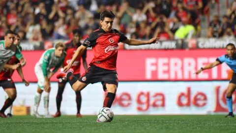 Gil Mora revoluciona a Xolos y firma el triunfo ante León en su estreno en el Apertura 2026
