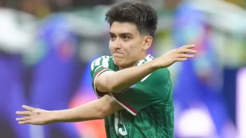 Javier Aguirre ve a Gilberto Mora en el fútbol europeo: "Está listo para irse mañana"
